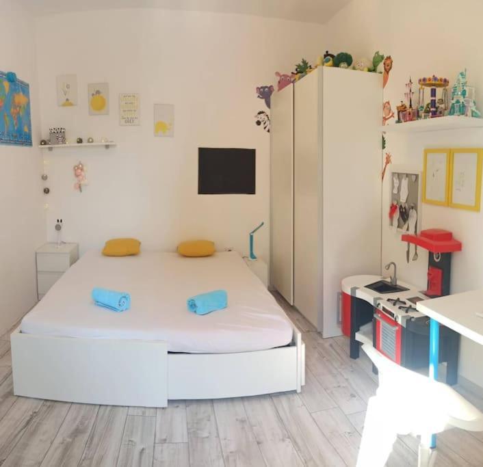 Appartement Novoureden Komforni Stan Od 90 M2 S Dvoristem à Šibenik Chambre photo