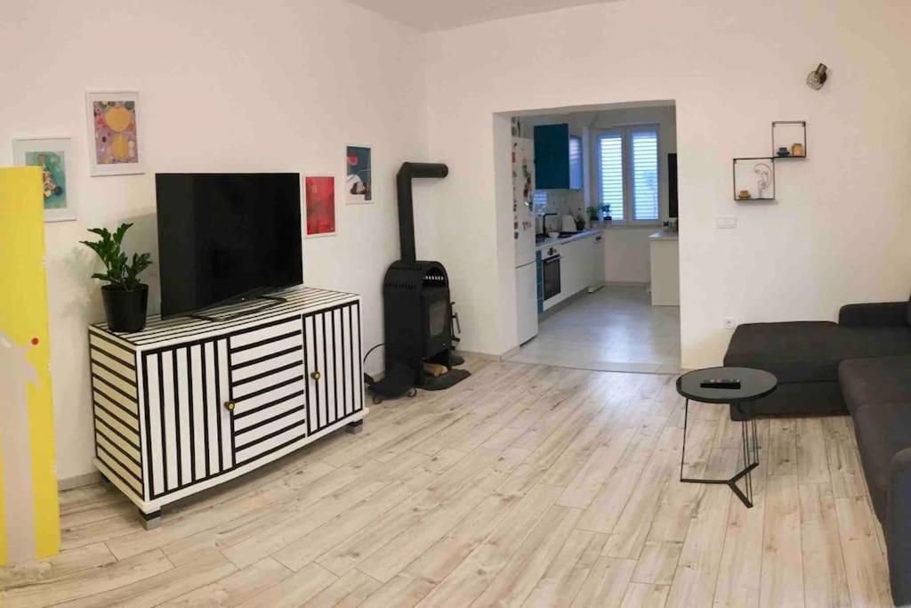 Appartement Novoureden Komforni Stan Od 90 M2 S Dvoristem à Šibenik Chambre photo