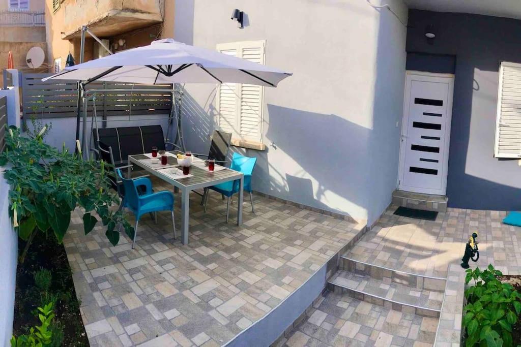 Appartement Novoureden Komforni Stan Od 90 M2 S Dvoristem à Šibenik Chambre photo