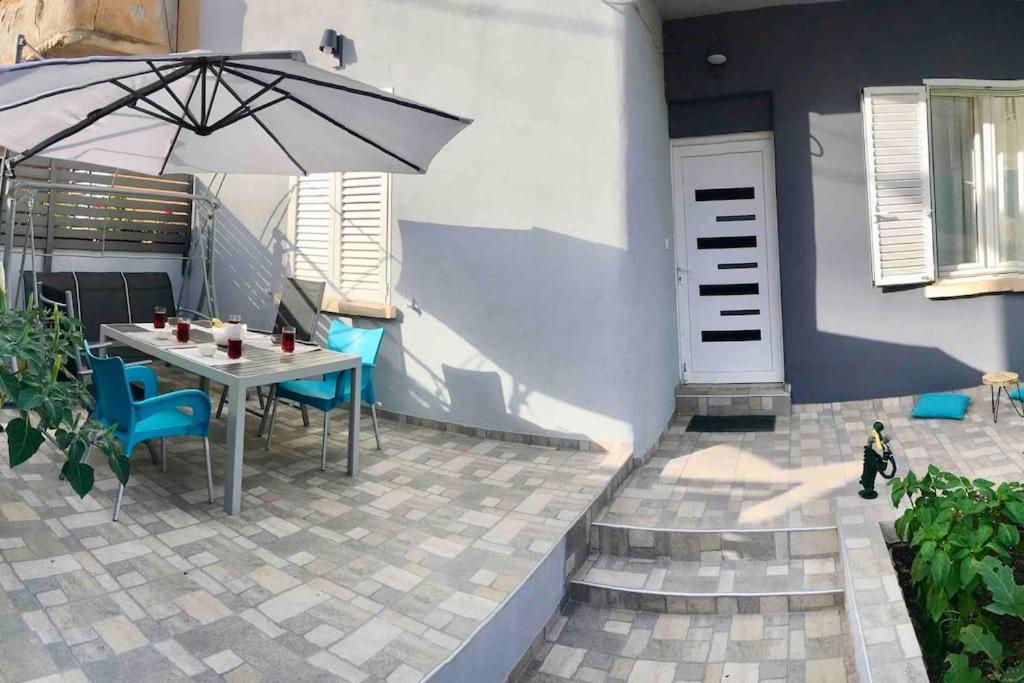 Appartement Novoureden Komforni Stan Od 90 M2 S Dvoristem à Šibenik Chambre photo